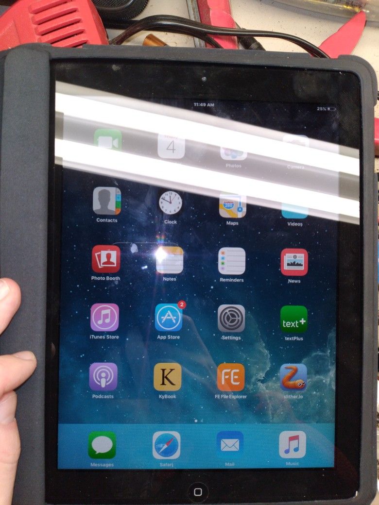 IPad Gen2 32 And Ipod Gen 4 32gb