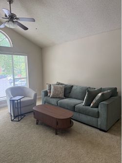 Modern Living Room Set (Like New)