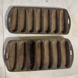 Vintage Cast Iron Corn Brad Pans 