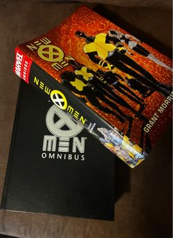 New X-men Grant Morrison Variant First Print Omnibus..