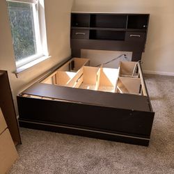 Free Full-size  Bed In Good Condition