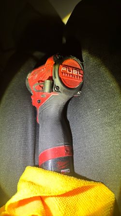 M12 Milwaukee drill