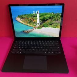 Microsoft Surface Laptop 5 (2022) 13.5” Touch Screen 12th Generation intel i5 with 512GB SSD (powerful Laptop) 