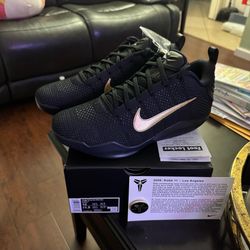 KOBE XI ELITE PROTRO, FADE TO BLACK, SIZE 10 MEN, BRAND NEW