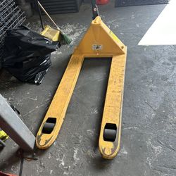 3300 Kg Pallet Jack 
