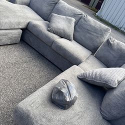 Sectional with Chaise