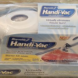 New Sealed Reynolds Handi-Vac Vacuum Sealer Starter Kit