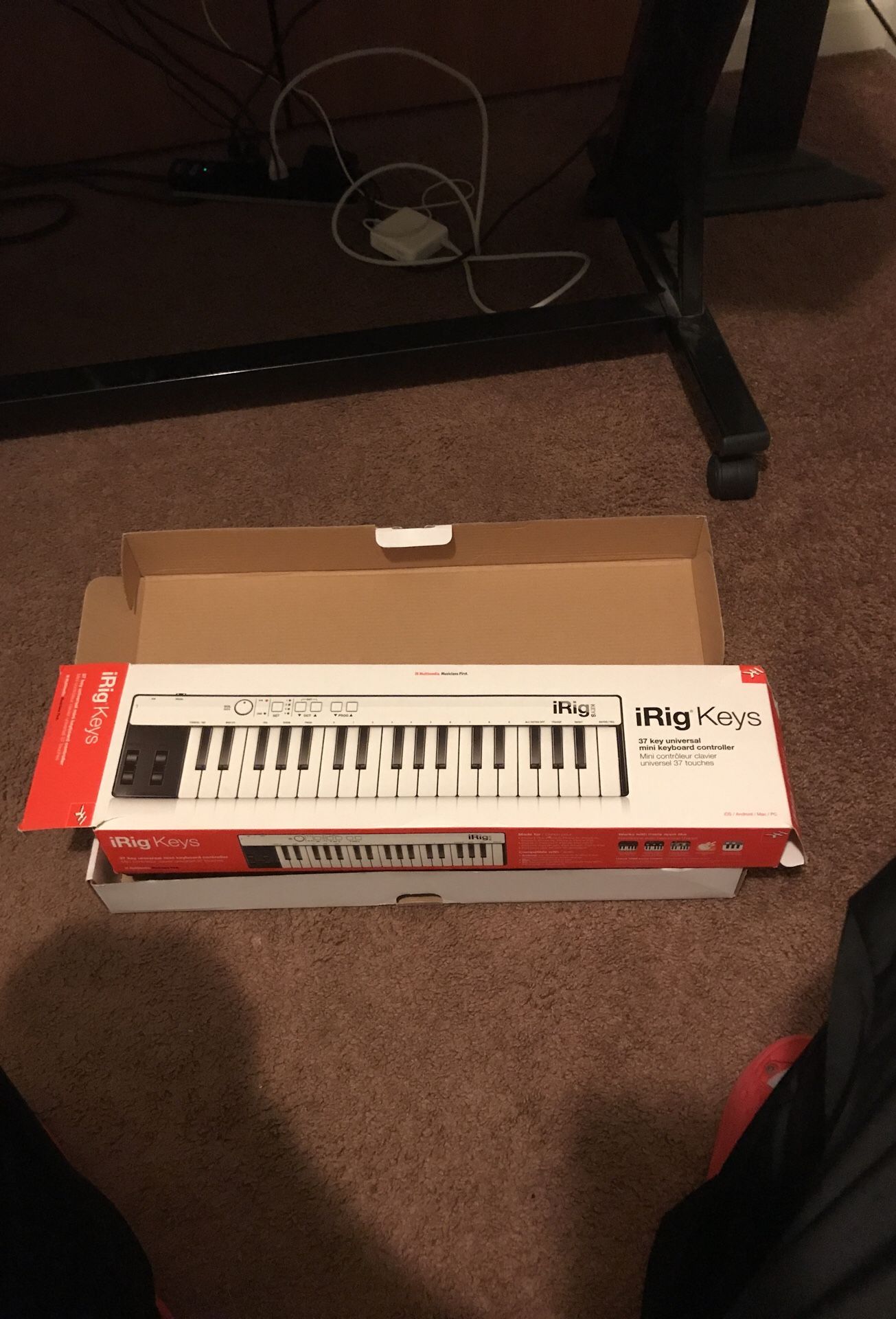 Irig Keys mini keyboard 37 keys