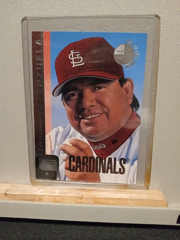 1997 Upper Deck Fernando Valenzuela) Pick Up Only