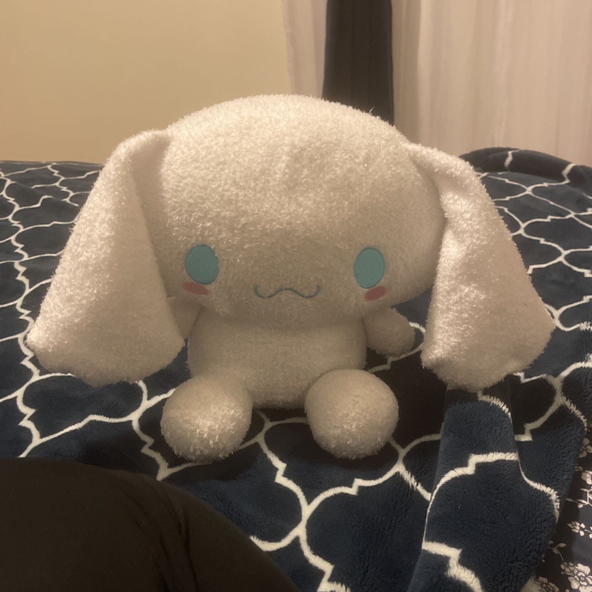 Adorable Cinnamoroll Plushie 