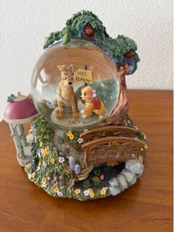 Lady and the Tramp Snow Globe