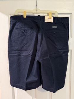 NWT Gap Relaxed Fit Khaki Shorts Navy 38