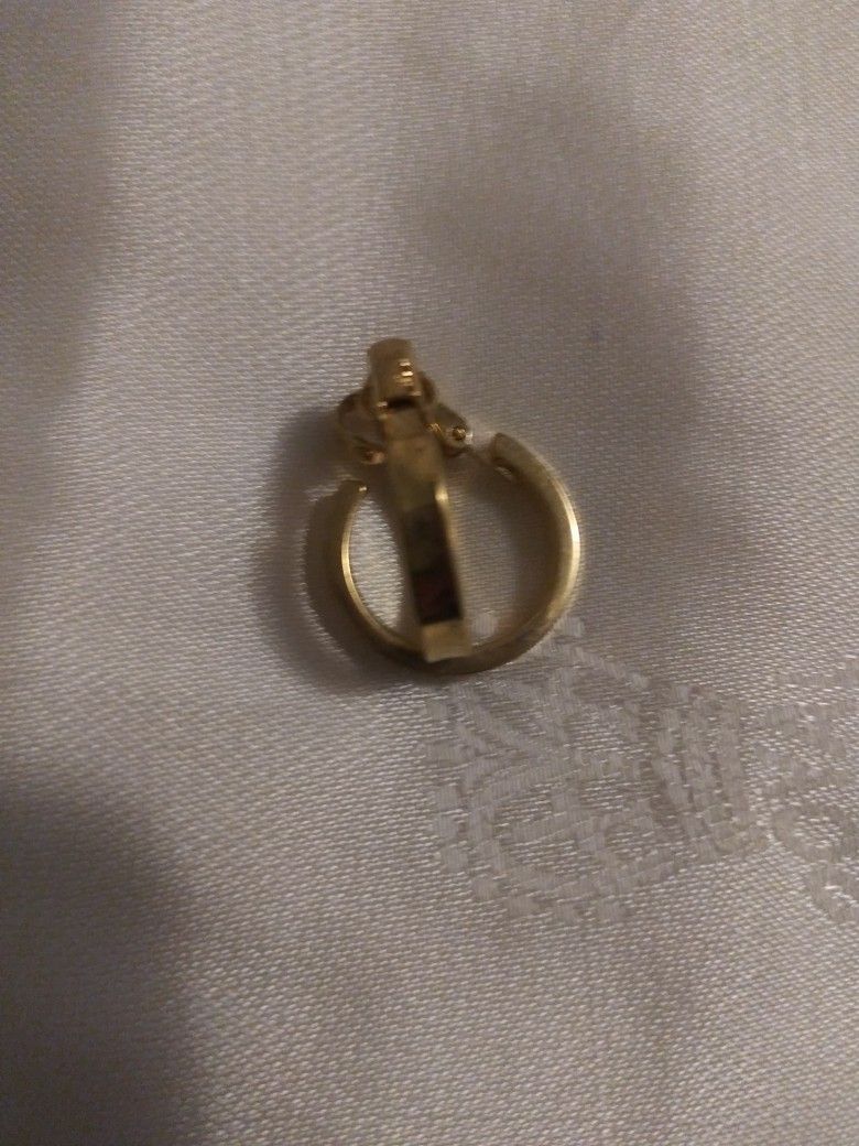 Accents Hallmark Gold Tone Hoops Clip Earrings