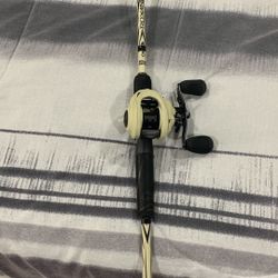 Abu Garcia Roxani Baitcast Combo NEW for Sale in Mesa, AZ - OfferUp