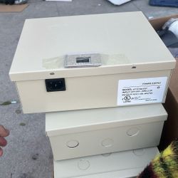 LT Security 9-Port 12V CCTV Power Supply Box