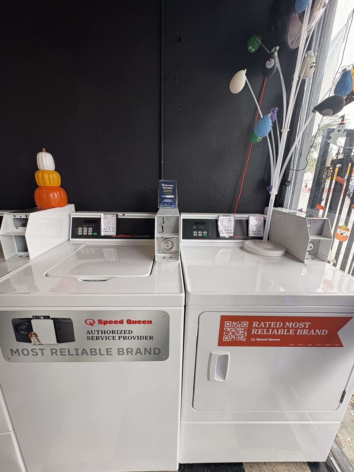 Speed Queen Coin Drop Washer And Dryer Set