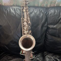 Triste Saxophone Is 1914  "BEAUSCHER" C MELODY REAL GOOD CONDITIONS THE PRICE Is 1000