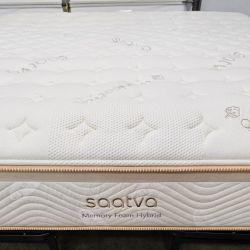 CLEARANCE! Saatva Memory Foam Hybrid King Mattress - Delivery Available
