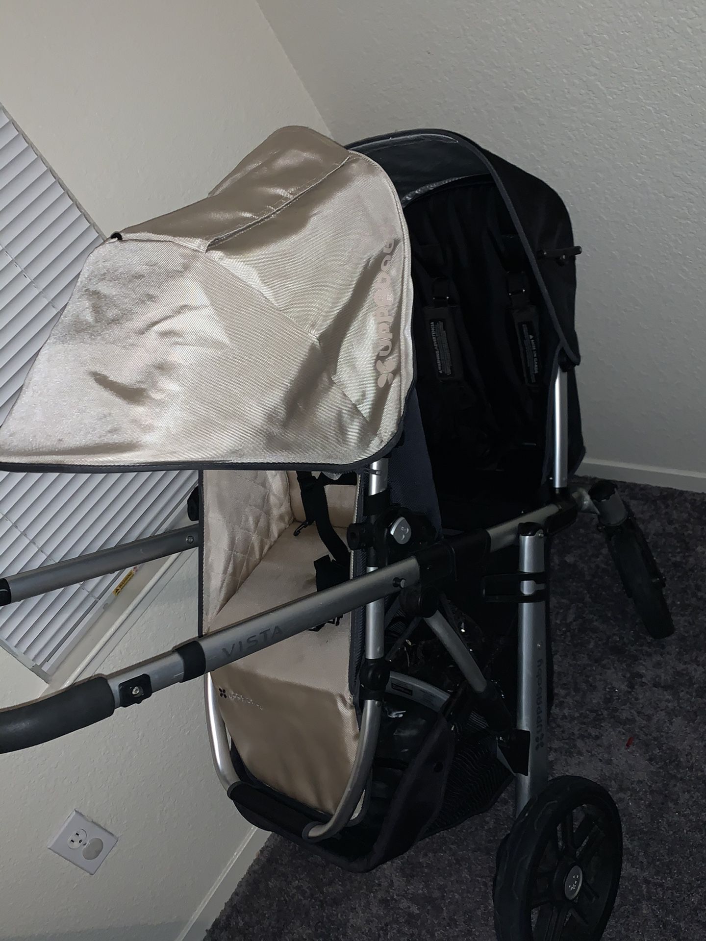 Uppababy vista w/rumble seat(double stroller) attachment, car seat attachment &weather attachment