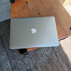 APPLE LAPTOP MACBOOK AIR