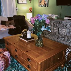 Nice Yellow Golden Wooden Coffee Table 