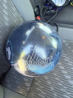 15lbs Storm Summit Ascent Bowling Ball