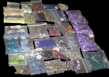 35lbs+ Jewelry Making Supplies And Beads