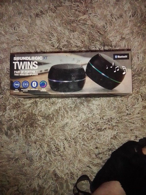 Twins Speakers