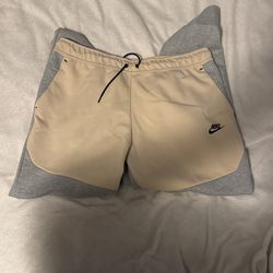 Nike Tech Sweats