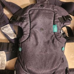 Infantino 4 in 1 Convertible Carrier