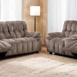 Brand New Brown Super Plush Reclining Sofa & Loveseat 