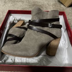 Carlos Santana Ankle Boots