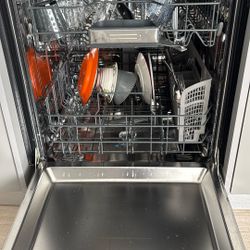 Thermador Dishwasher DWHD440MPR/02 