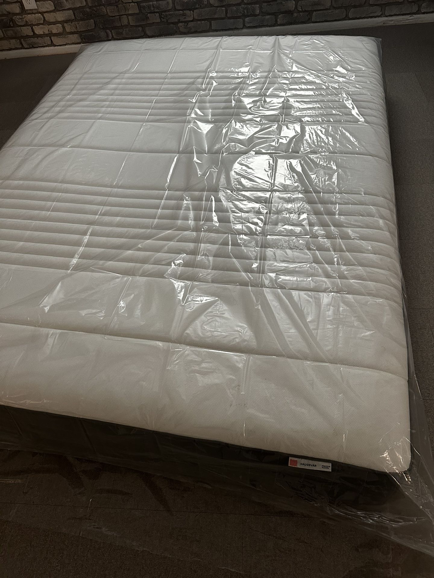 King Mattress - IKEA Haugesund - Great Condition!