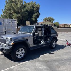 Jeep JL Soft Tops + Tube Doors + Accessories