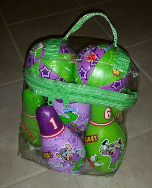 Chuck E Cheese bowling set