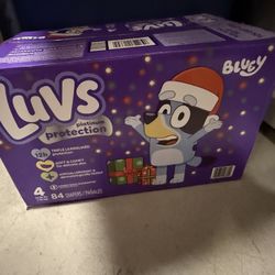 Luvs Size 4 Diapers 