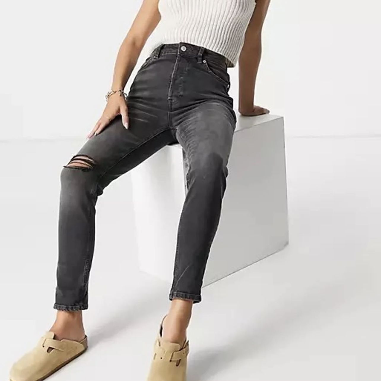 FREE PEOPLE High Rise Dark Grey Zuri Mom Jeans NEW