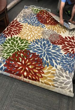 Brand New 5x7 Area Rug. Save over $70!