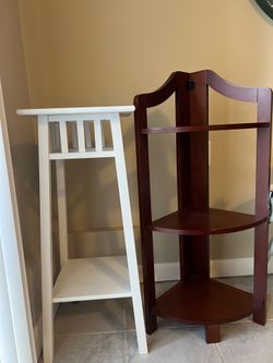 Free small display shelves