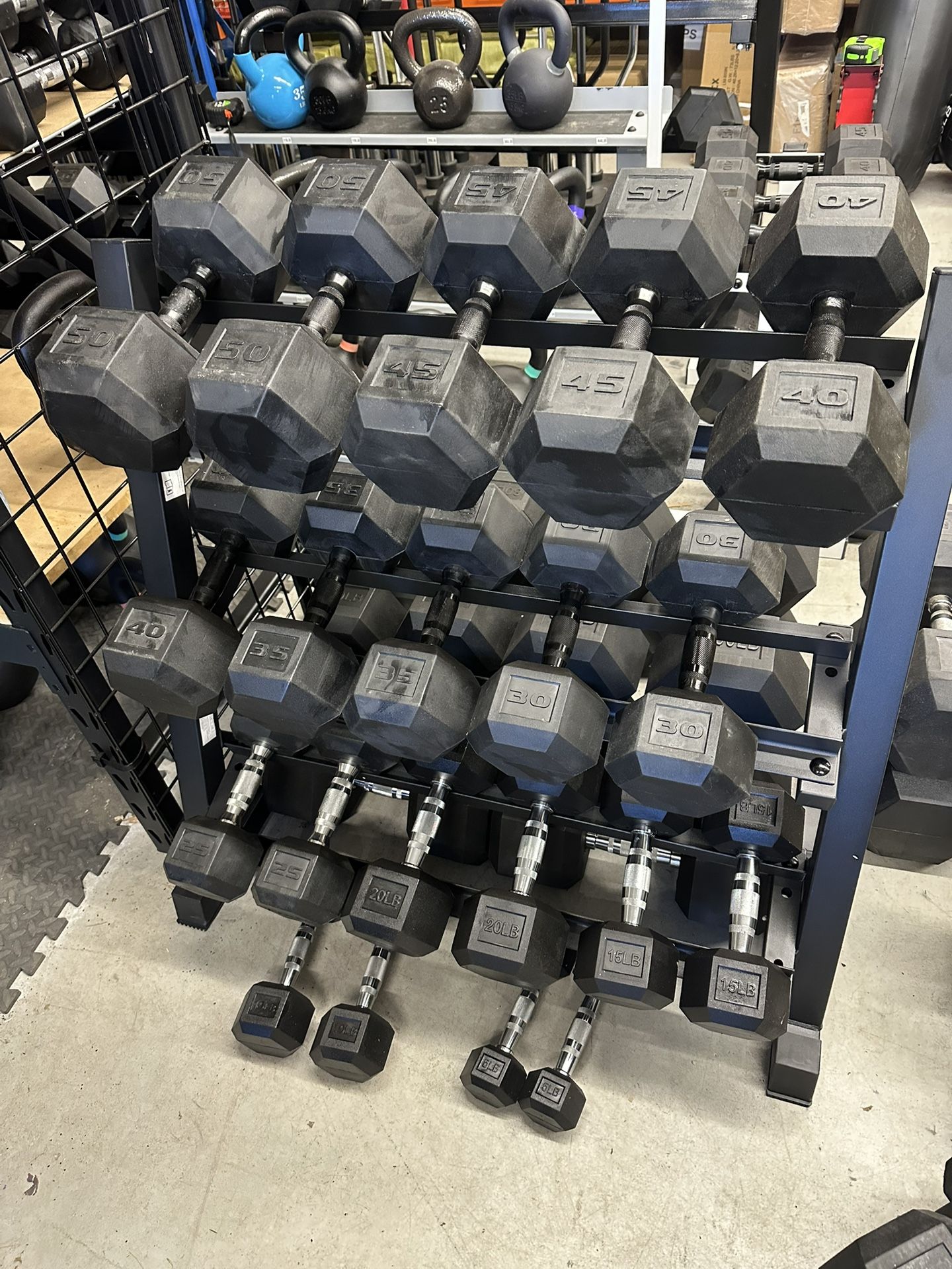 New 5 to 50lbs Dumbbells Set