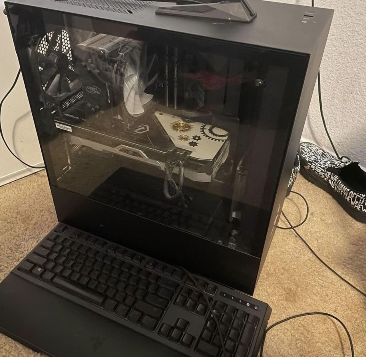 NZXT Pro Starter Pc With Mouse And Keyboard for Sale in Victorville, CA
