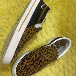 Nike- Women’s Leopard Court Slip-ons