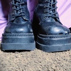 Demonia Shoes Size 8