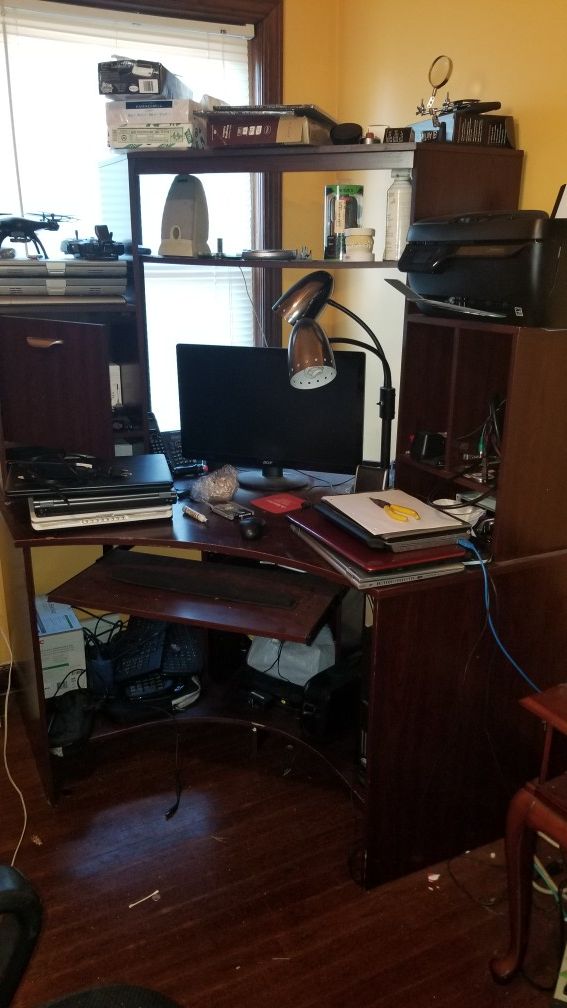College desk. Very large very functional. Need to sell