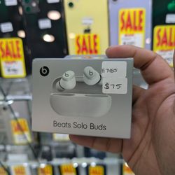 Beats Solo Buds New In Box Gym Headphones In Ear Headphones 