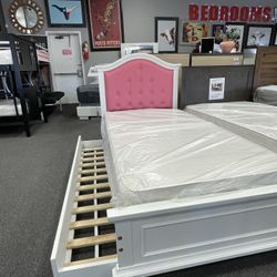 Twin Trundle Bed frame And Mattresses 