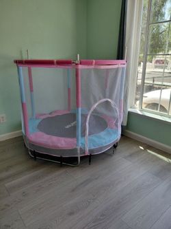 Kids trampoline