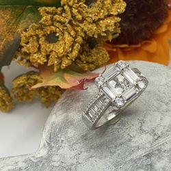 925 Sterling Silver Ring With Baguettes 