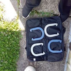 Horseshoe Set Of 4 In Oakdale Pa